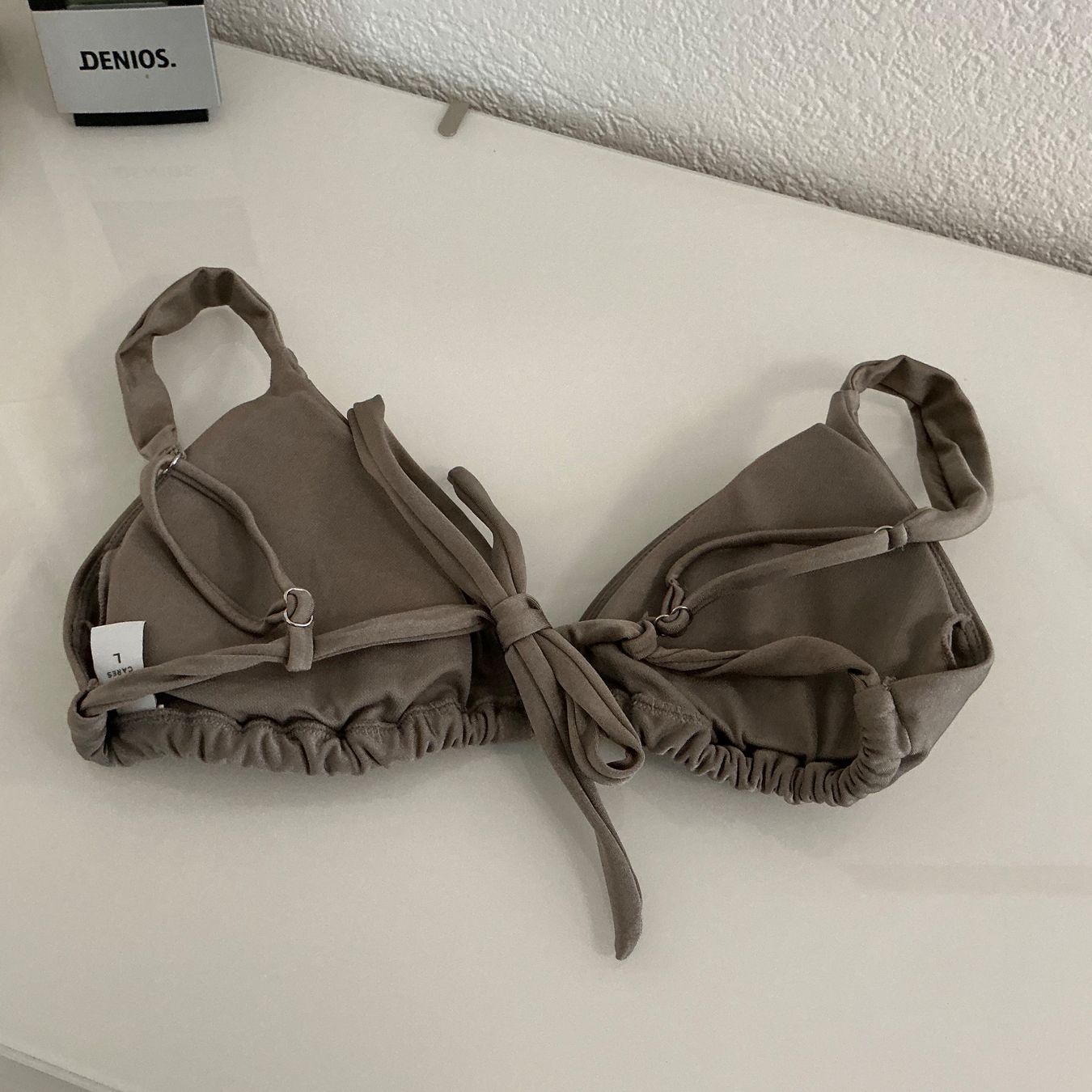 Badekleider & Bikinis: Neuer, ungetragener Bikinioberteil Grösse L – Gebraucht aus Würenlos von Tina48