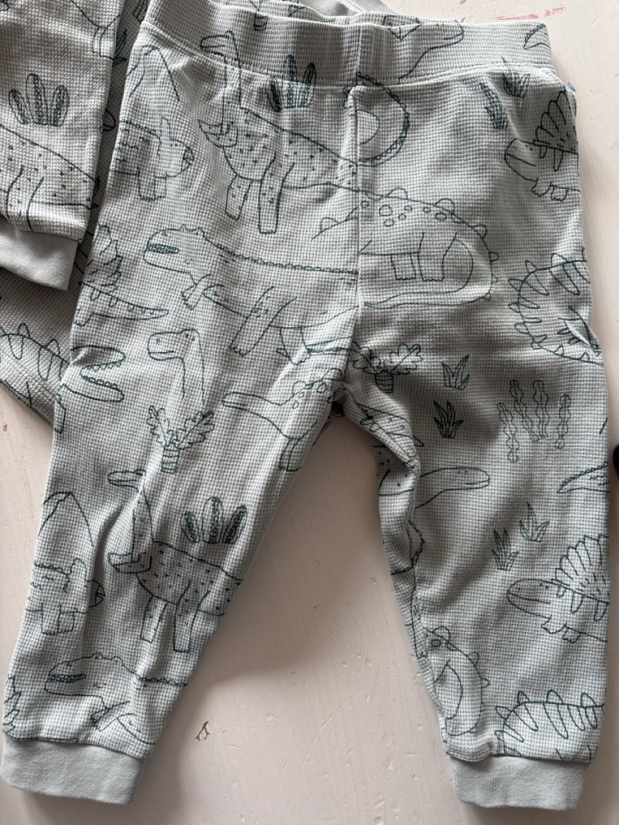 Pigiama & Simili: M&S Kinder Pyjama Set Dinosaurier 86/92 – Usato da Liestal venduto da Efri33 1