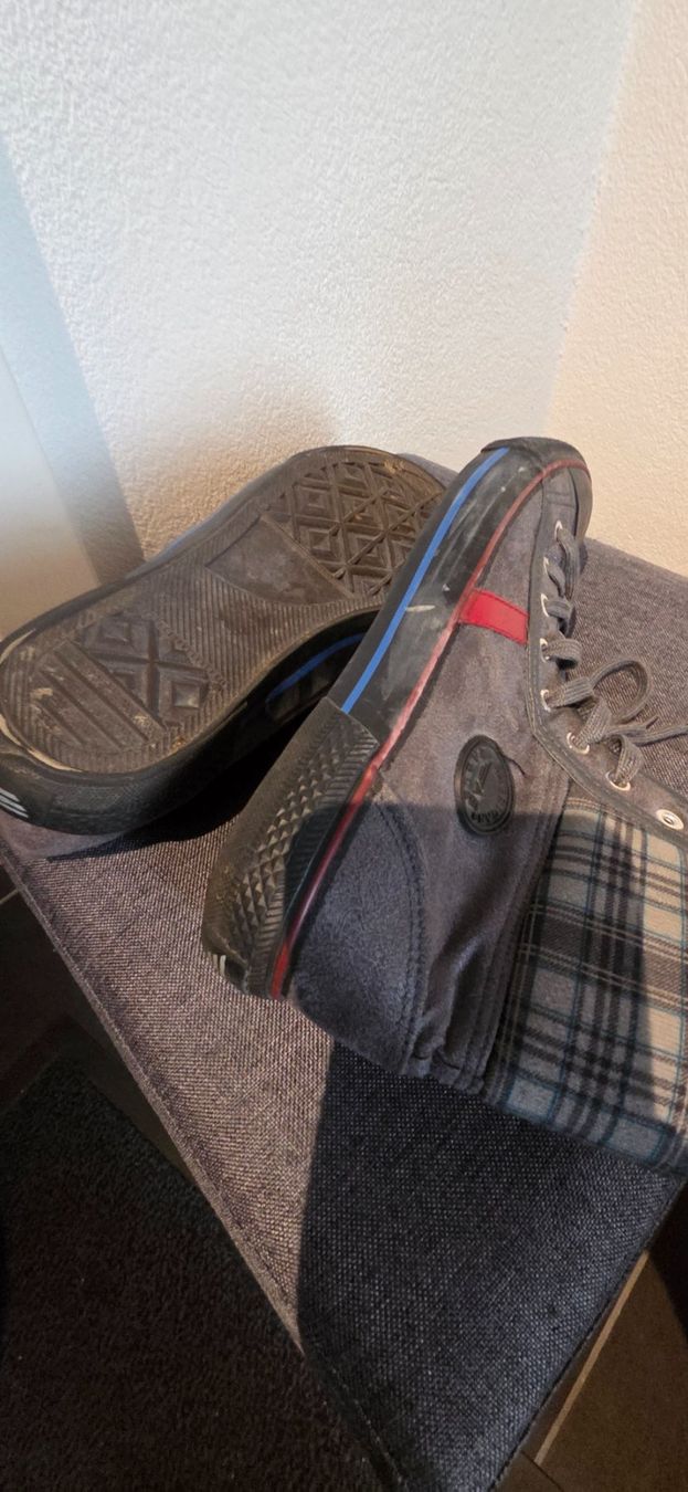 Scarpe da uomo: ZZZ:  Sneaker  Grösse 43 – Usato da Bremgarten b. Bern venduto da Marge7979