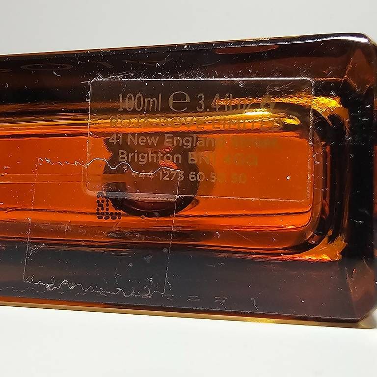 Roja Parfums & Eau de Toilette: Roja - Enigma Parfum Cologne – D'occasion à Ebikon par -Calzi- 2