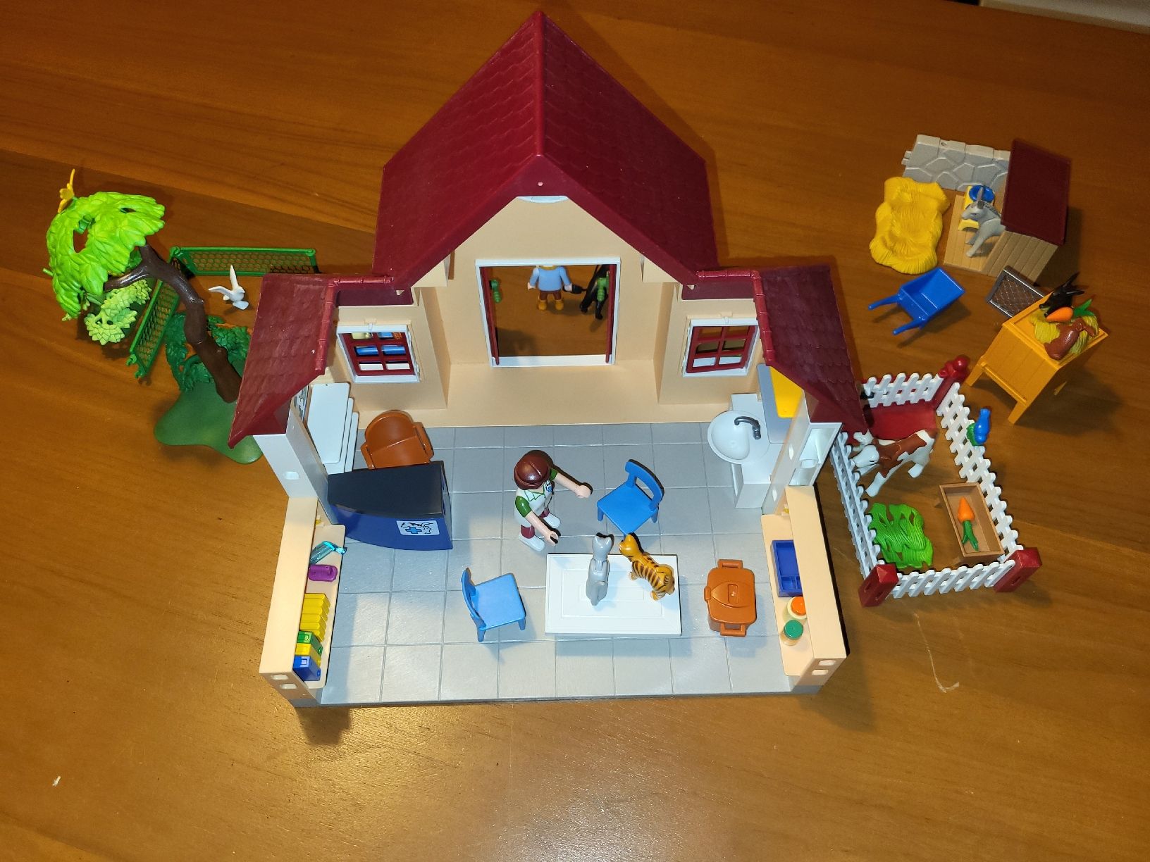Playmobil Giocattoli: Tierklinik – Usato da Gutenburg venduto da Ras81 9