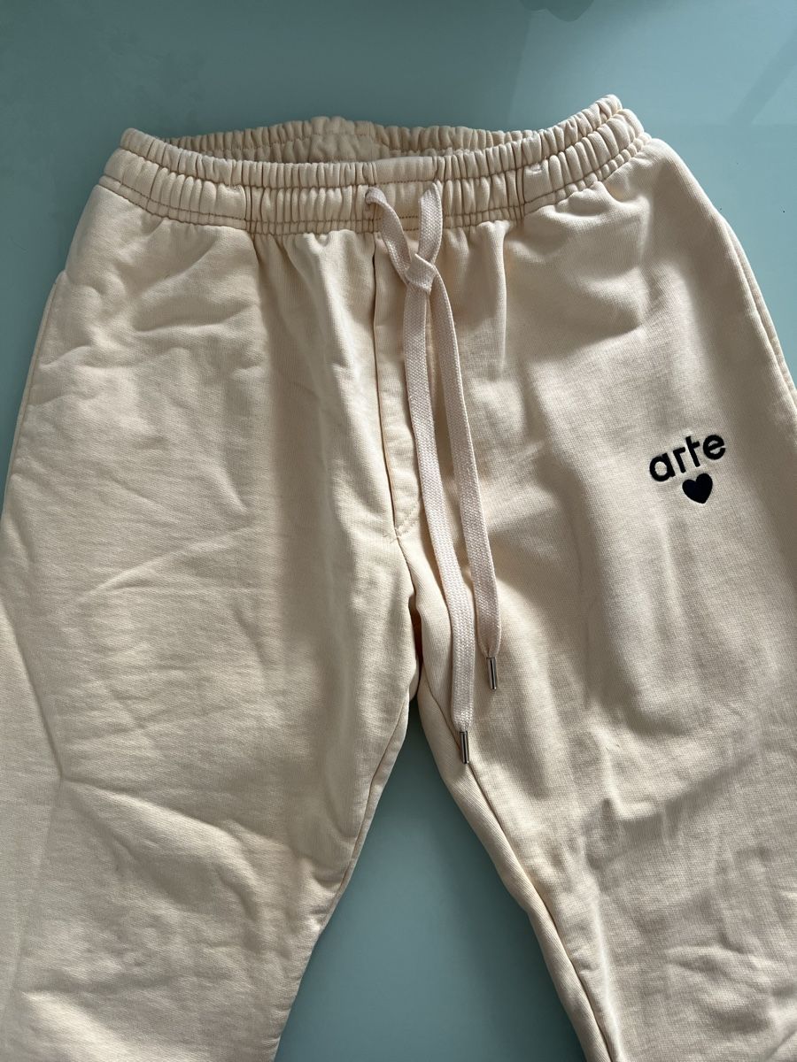 Pantaloni: Arte Antwerp Jogging Pants – Usato da Renens VD venduto da ale_q6bz 3
