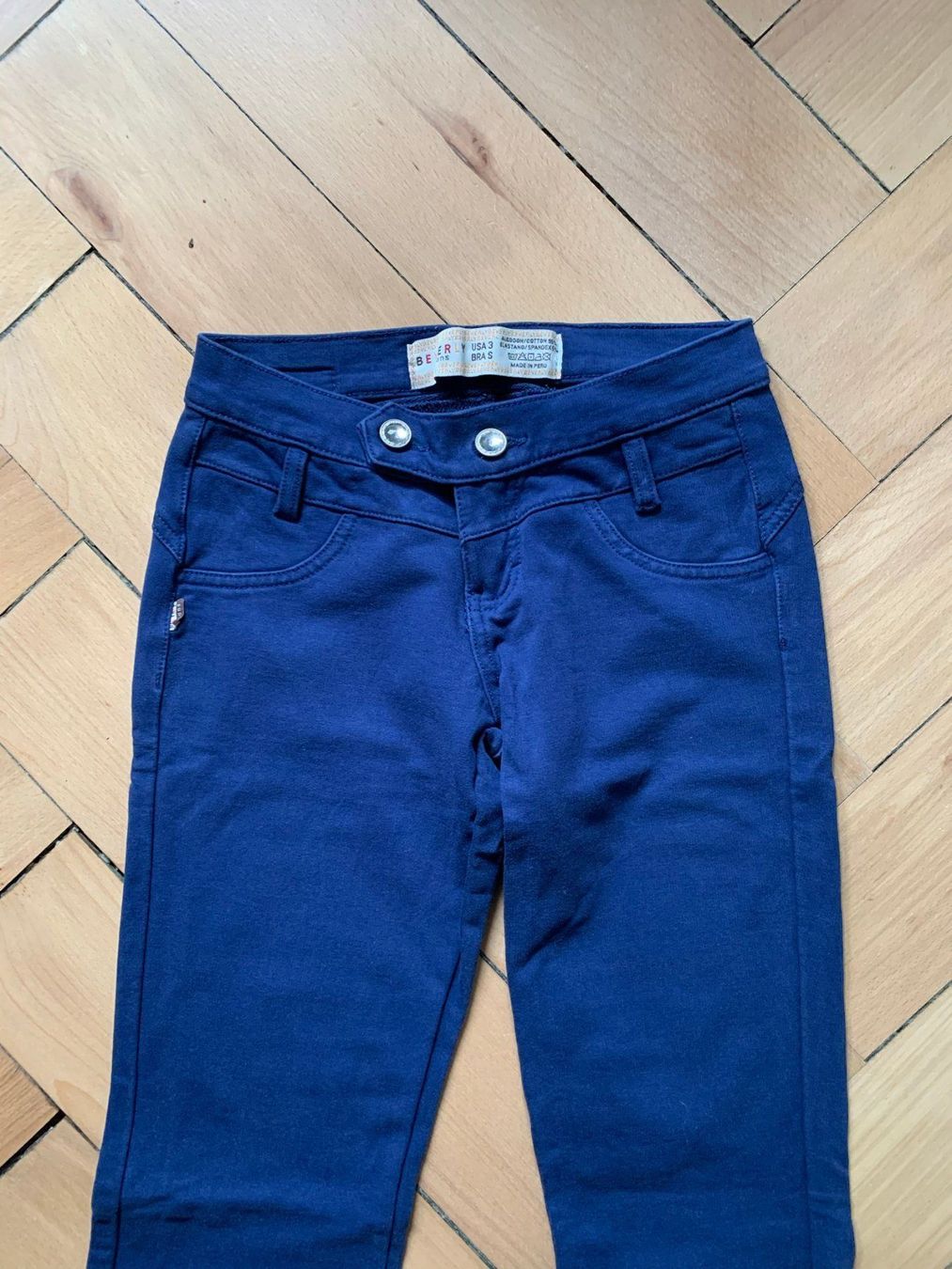 Jeans: BEVERLY JEANS - Hose dunkelblau XS – Gebraucht aus Zürich von Diazaio 1