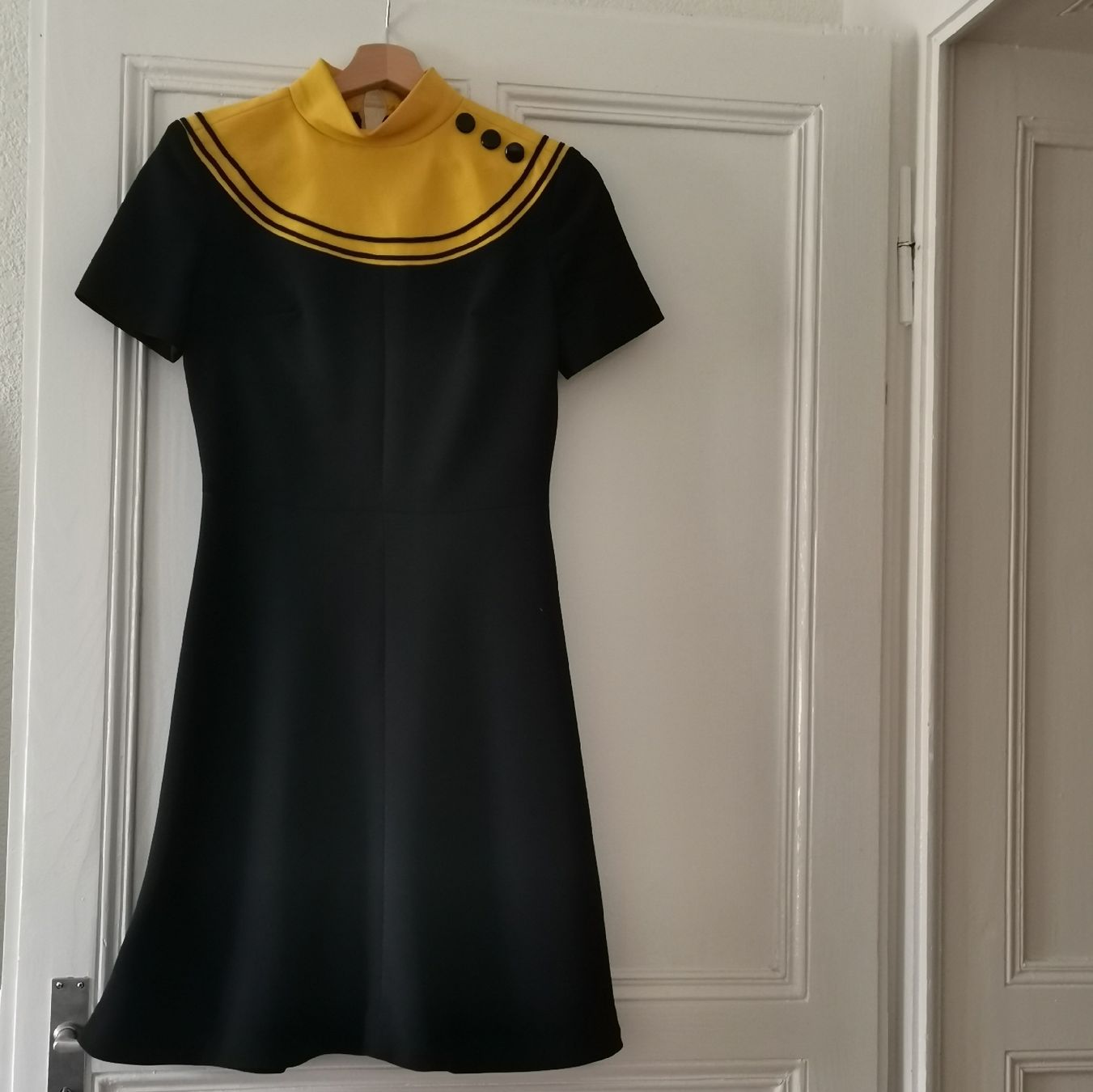Vestiti: Robe VINTAGE – Usato da La Chaux-de-Fonds venduto da Catchmi