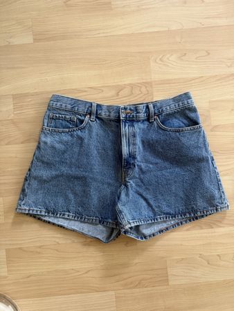 Jeans-Shorts MNG Grösse 44 dunkelblau guter Zustand