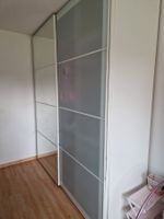 Ikea pax Kleiderschrank mit Schiebetüre und Spiegel
