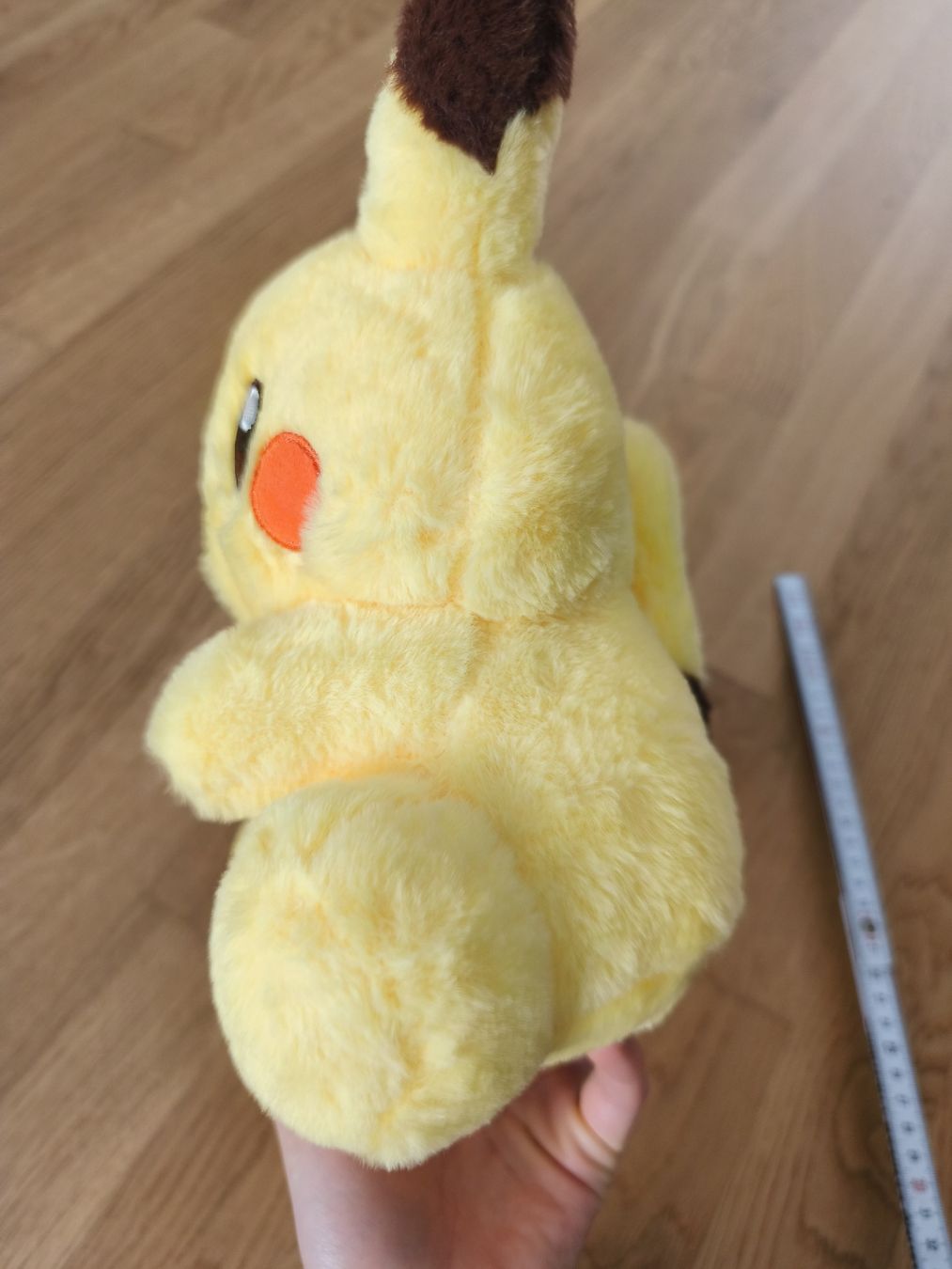 Pokémon Giocattoli: herziges Pokémon Pikachu Plüschtier – Nuovo (secondo la descrizione) da Näfels venduto da ChocolateMuffin 3