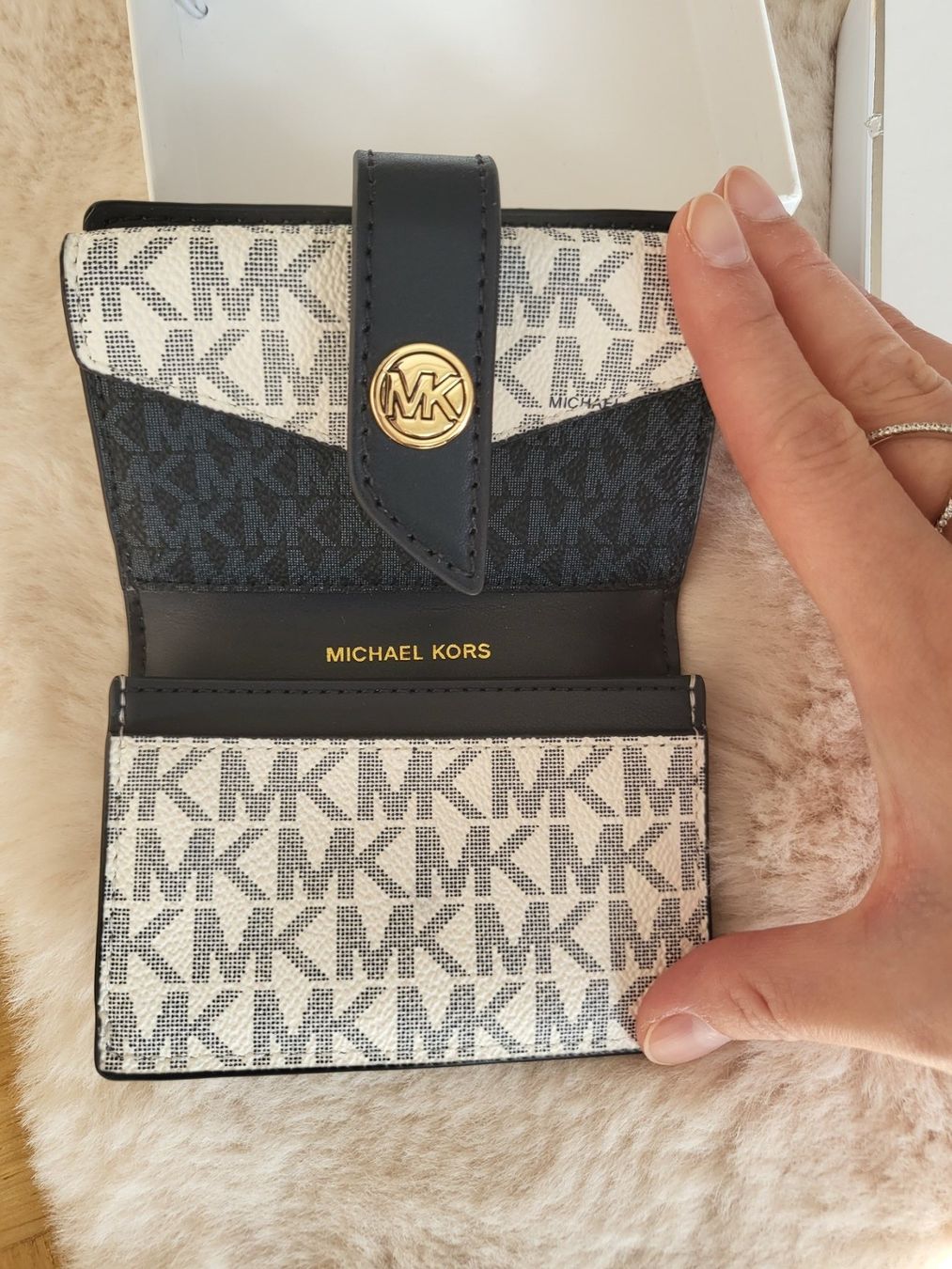 Michael Kors Portamonete: Porte-monnaie MK – Nuovo e nell'imballaggio originale da Aegerten venduto da SivHour 1