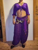 Bauchtanzkostüm: Oberteil, Hose, 2 Gürtel, Schleier, Schmuck