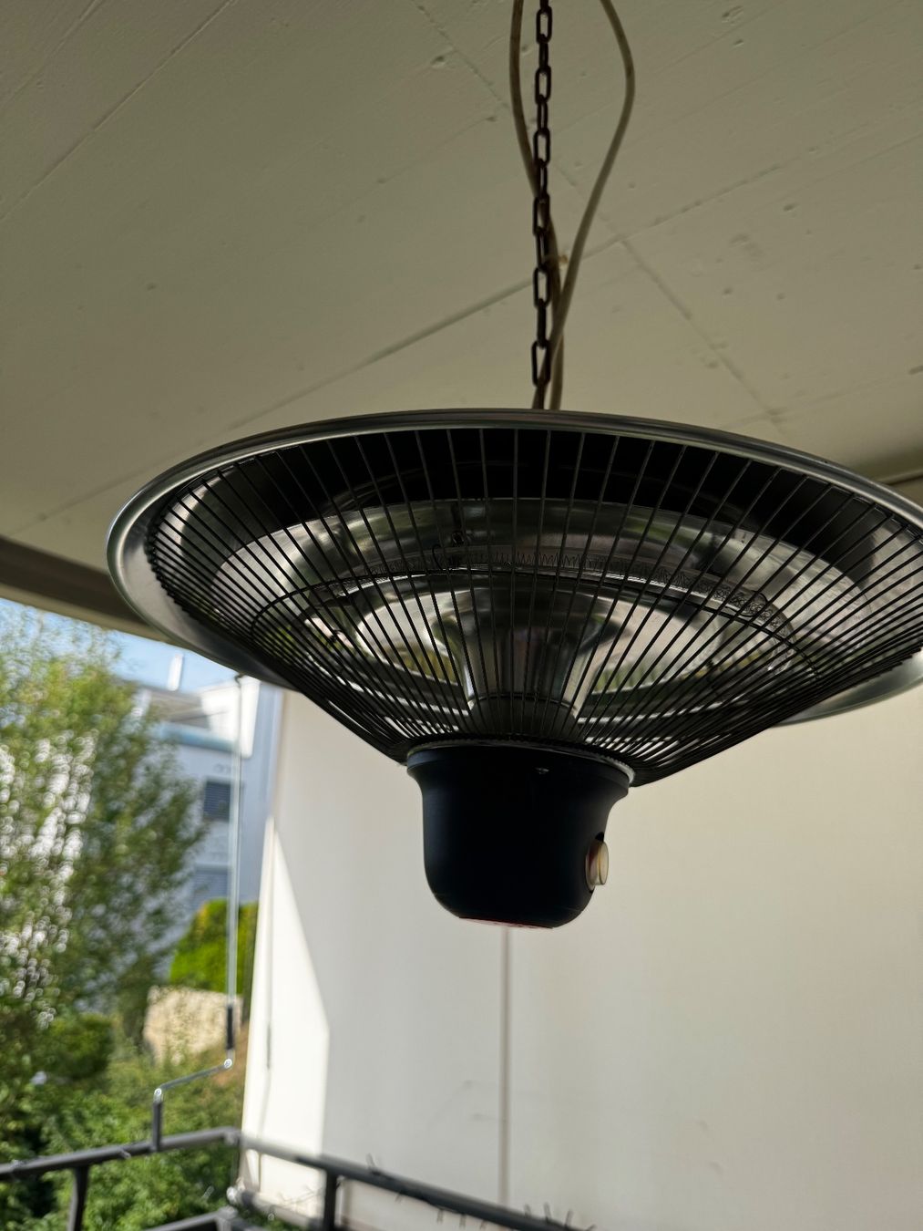 Radiatori: Heizstrahler Lampe outdoor – Usato da Kilchberg ZH venduto da tae_h8fq