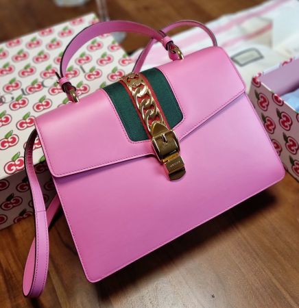 Gucci Sylvie Handtasche – Rosa Leder – Full Set