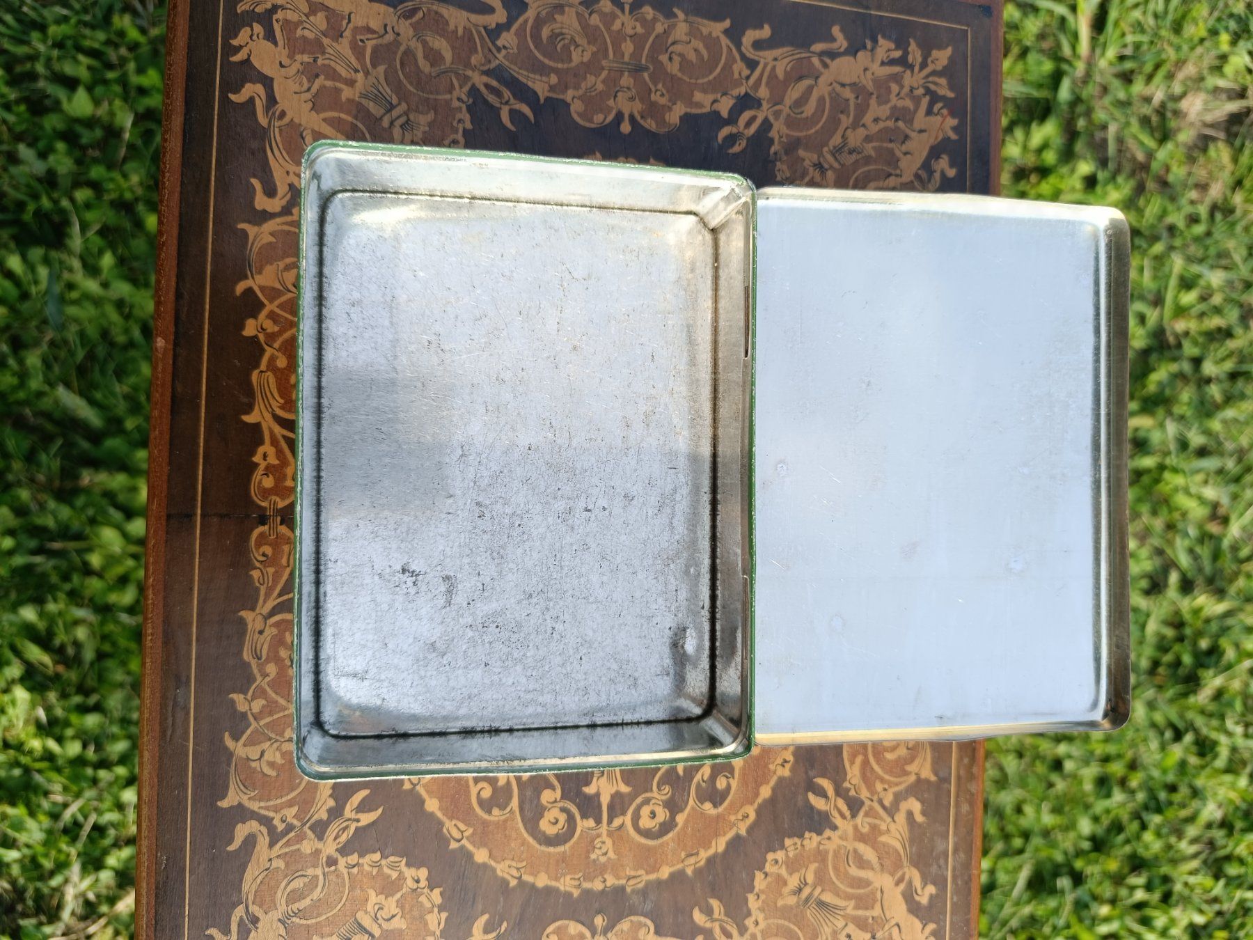 Barattoli: Vintage Blechdose MEMPHIS – Usato da S. Antonino venduto da sab_z5qw 2