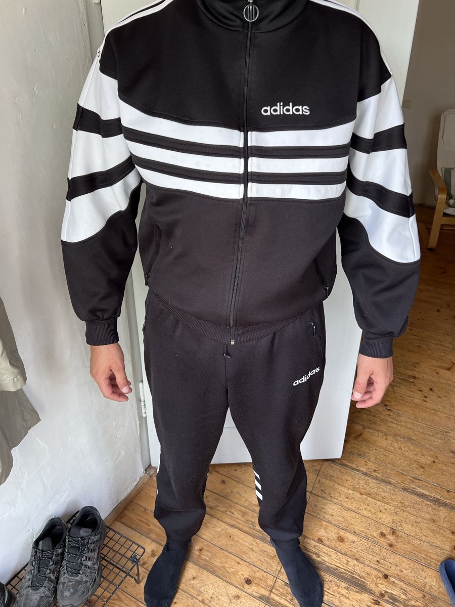 Adidas Kleiderpakete: Adidas Trainer Kombi – Gebraucht aus Bern von Findus101 3
