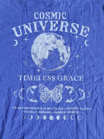 T-Shirt Grösse M lila Mystic Print neuwertig