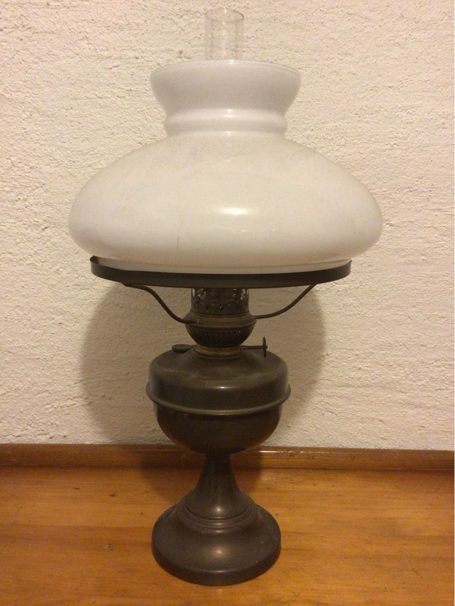 Lampade: Antike Petroleumlampe – Usato da Zürich venduto da cmyk70