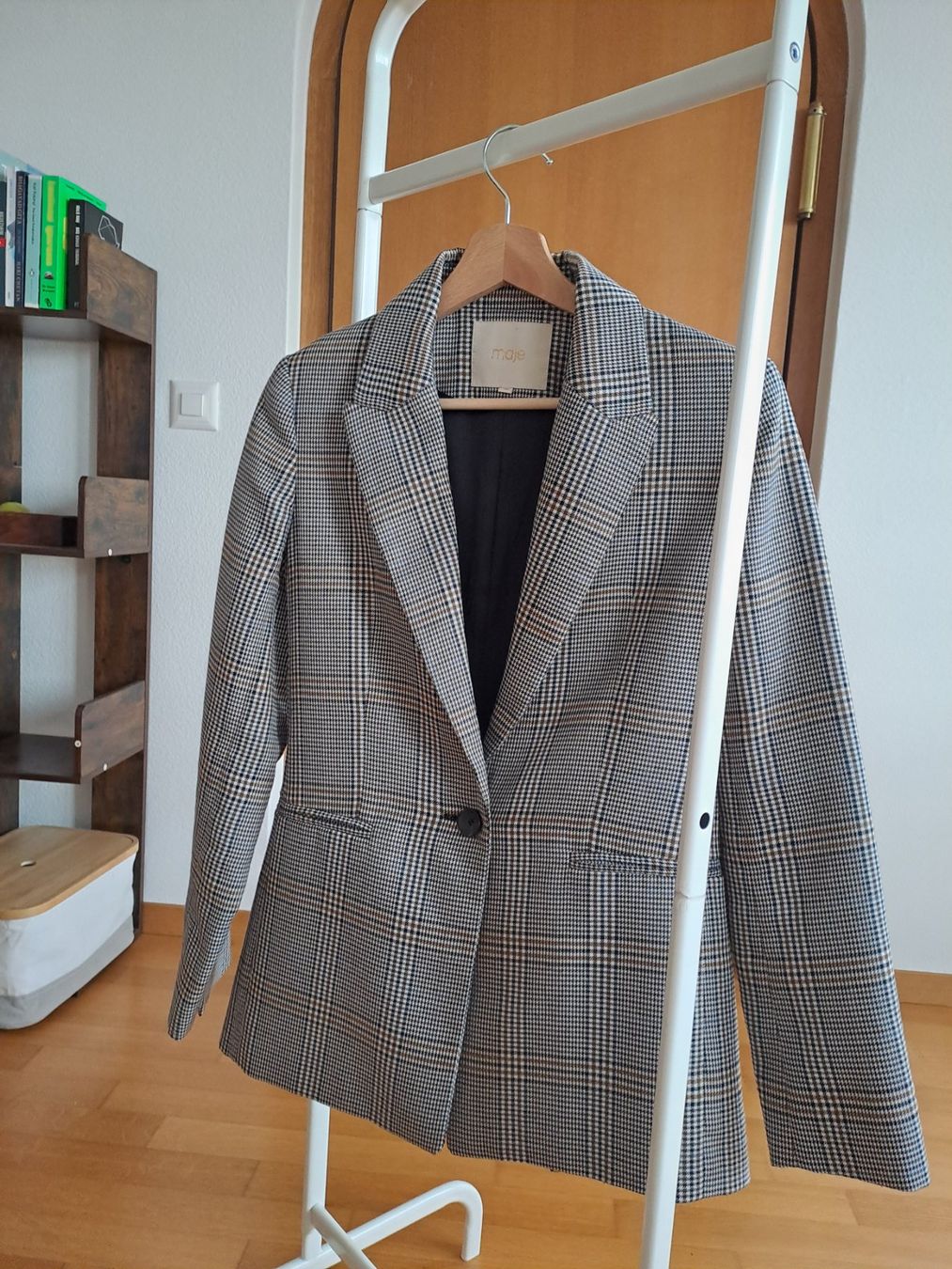 Maje Giacche: Maje Damen Blazer, Gr. 36, wie neu – Nuovo (secondo la descrizione) da Wädenswil venduto da Rubenhermann