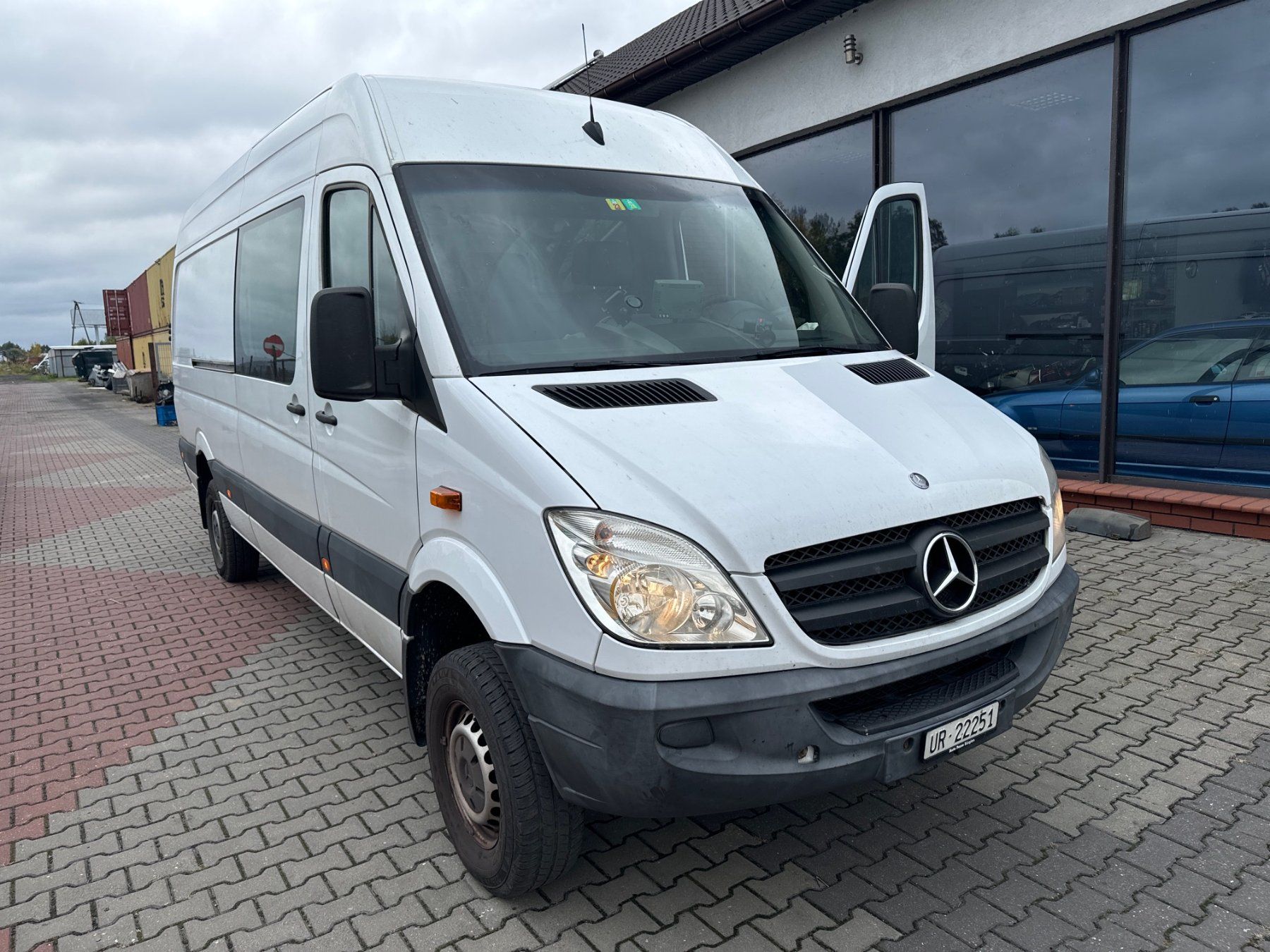 Mercedes-Benz Veicoli commerciali: Mercedes-Benz Sprinter 4x4 jg 2009 maxi – Usato da Meien venduto da GSXR997