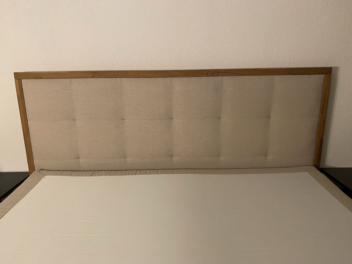 Livique Letti: Boxspring- Bett 180x200 mit Matratze ohne Topper – Usato da Solothurn venduto da Marcol333 1