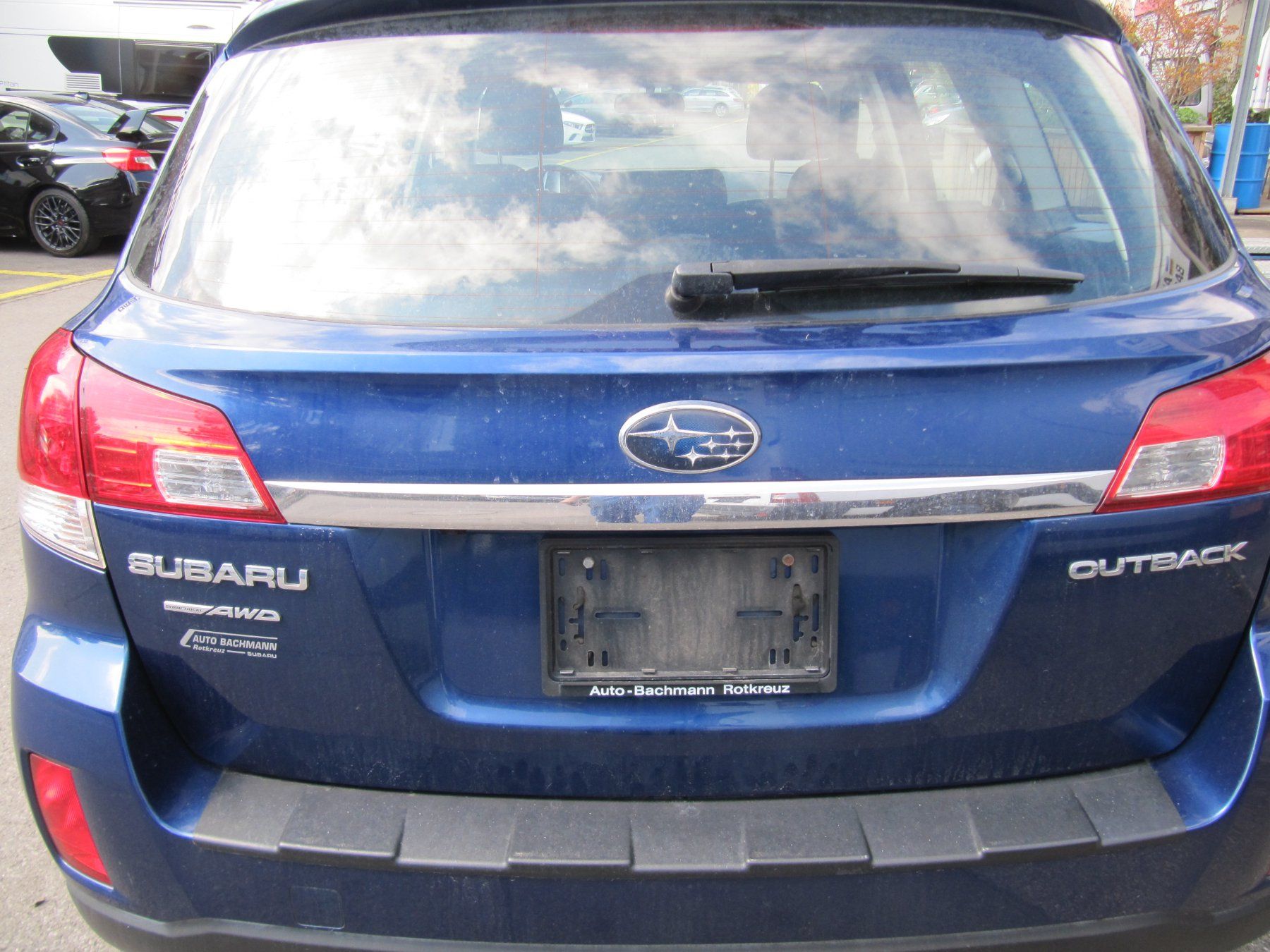 Subaru Automobili: Subaru Outback 2.5 – Usato da Rotkreuz venduto da auto-bachmann 8