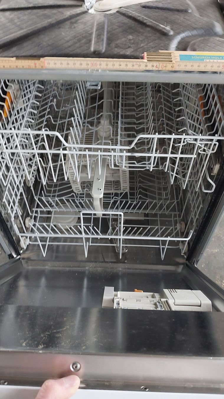 Miele Geschirrspüler: Geschirrspüler Miele – Gebraucht aus Thun von Gampiri 1