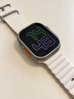 Apple Watch Ultra 2 – Titane 49 mm – Très bon état