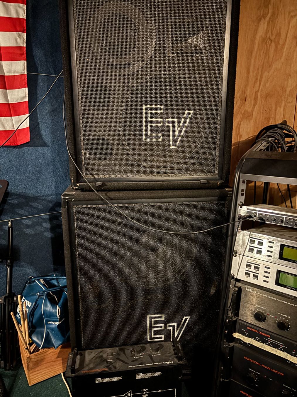 Electro-voice Lautsprecher: Lot complet de sonorisation professionnelle EV, en block. – Gebraucht aus Montpreveyres von top_gun5025