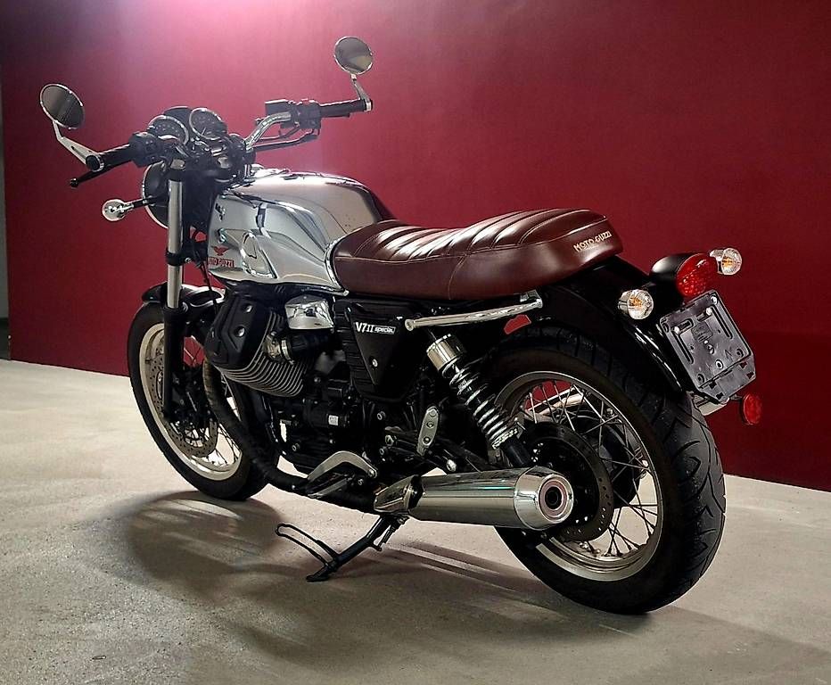 Strasse: Moto Guzzi V7 II special – Gebraucht aus Heiligkreuz (Mels) von Beyond-Auto 1
