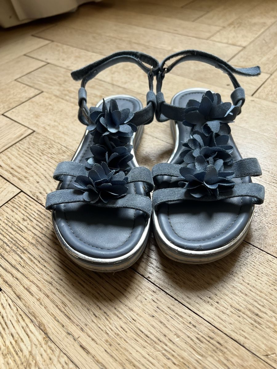 Scarpe per ragazze: Sandalen Esprit Grösse 36 – Usato da Beinwil am See venduto da brigittehug 1