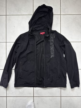 Supreme – Veste coupe-vent noire à capuche – Taille L