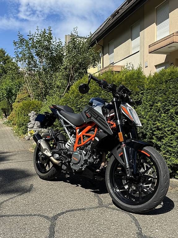 KTM Strasse: KTM Duke 125 / 2021 / Top Zustand – Gebraucht aus Aesch BL von kea_m97g 2