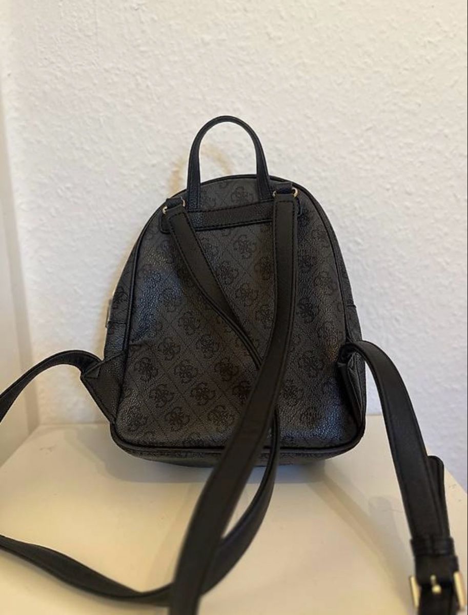 Rucksäcke: Guess Rucksäckli – Neu (gemäss Beschreibung) aus Breitenbach von aya_w5x7 1