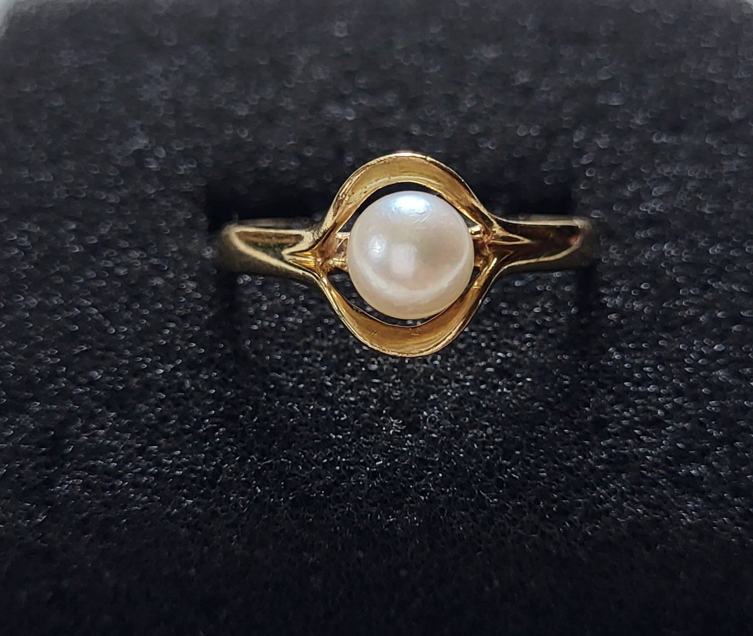 Ringe: 18 Karat 750 Gold Ring Mit Perle – Gebraucht aus Wald ZH von Dasilver 1
