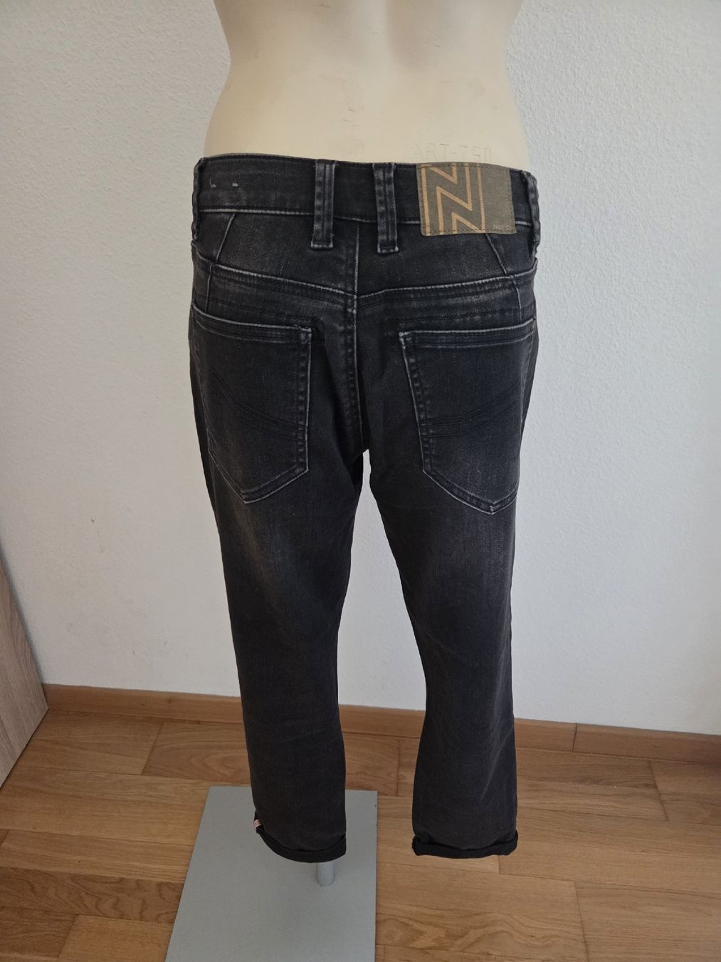 Nile Jeans: Nile Jeans – Usato da Luzern venduto da asmele2 3