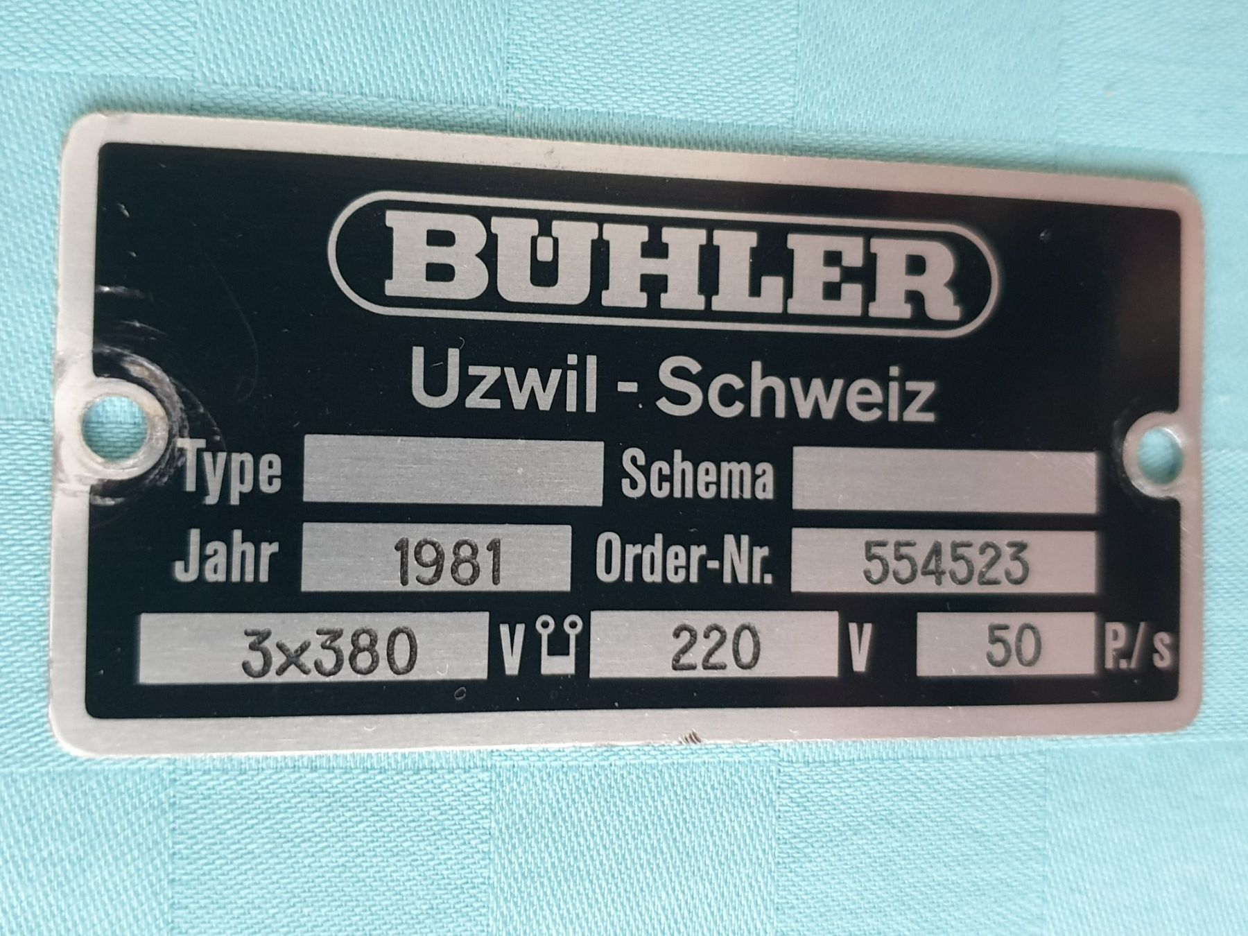 Insegne: Schild BÜHLER Uzwil Schweiz – Usato da Mörschwil venduto da spirspi