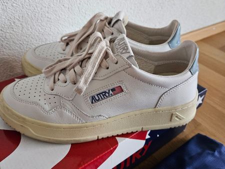 Autry Sneakers