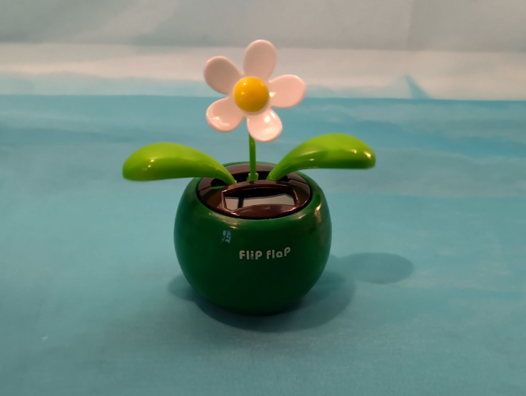 Tutte le decorazioni: FlipFlap Solar Wackelblume, H: 12cm – Nuovo (secondo la descrizione) da Bellach venduto da JingleCherry
