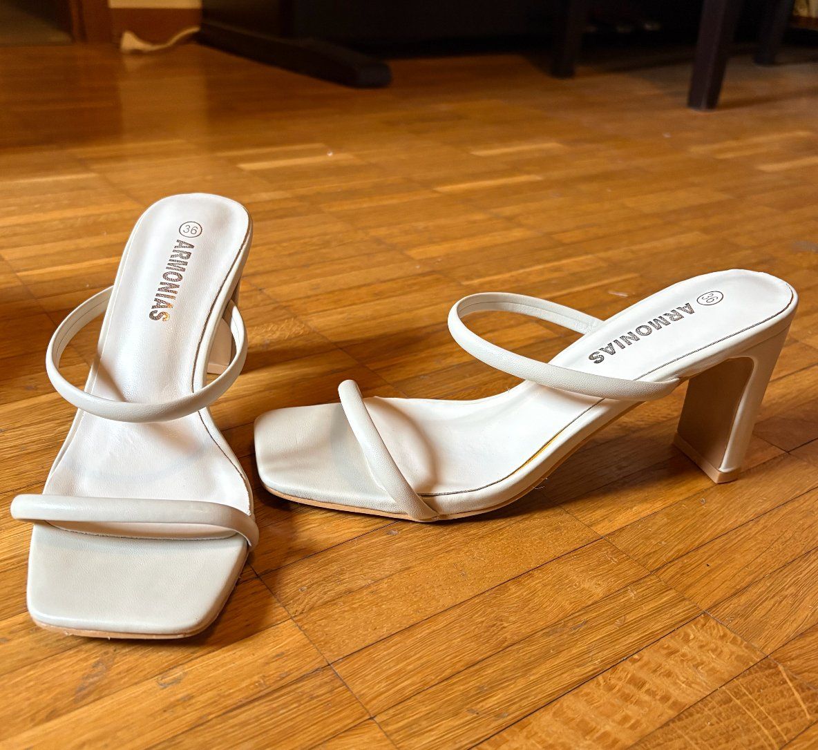 Damenschuhe: Sandales beiges à talons – Gebraucht aus Athenaz (Avusy) von j.bussinger 1