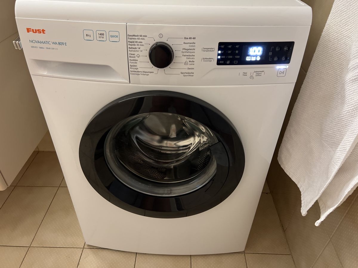 Fust Waschmaschine Novamatic WA-809E - Top Zustand! (Neu (gemäss ...