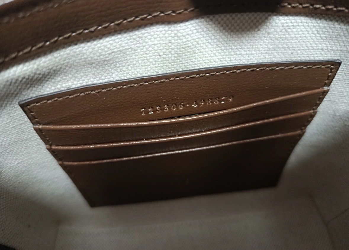 Gucci Taschen: Gucci Crossbody Bag, Small, Timeless Style, Pristine! – Neu (gemäss Beschreibung) aus Chardonne von sto_m6mx 8