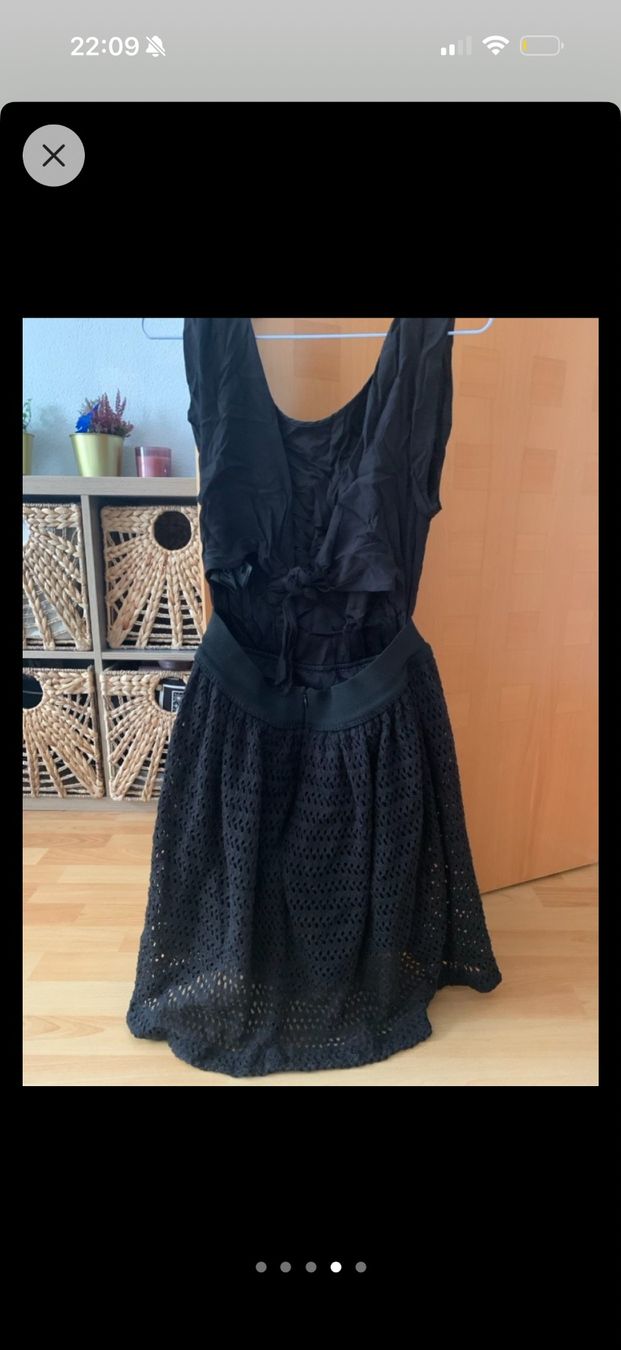Sandro Vestiti: Sandro Kleid Schwarz 2 – Usato da Lachen SZ venduto da KimZinniker 1