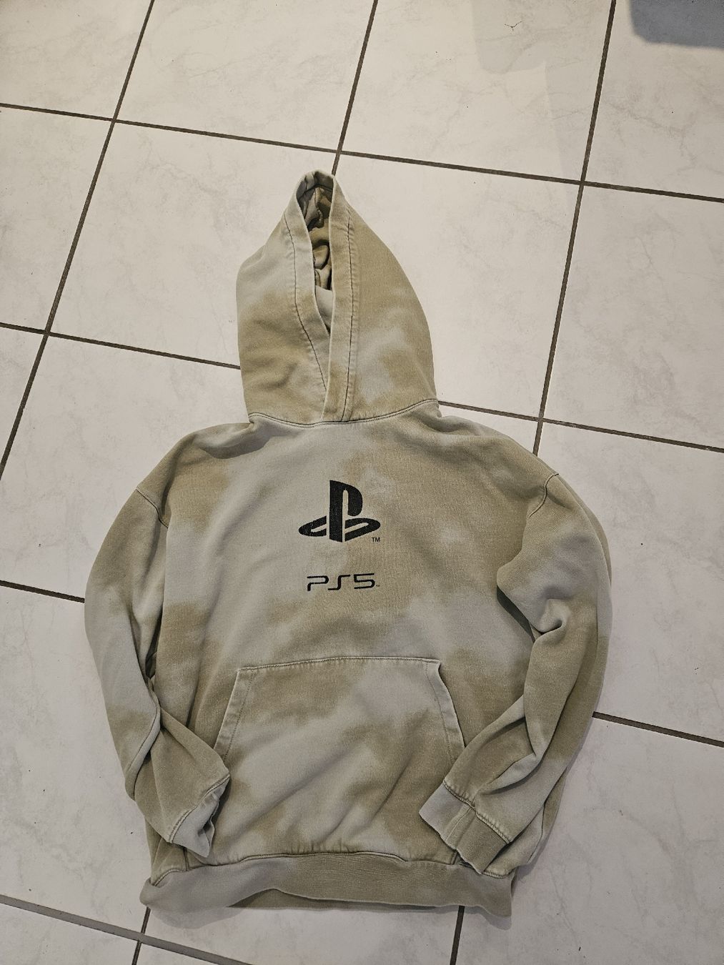 H&M Kleiderpakete & -sets: 3 H&M Kaputzenpullover – Gebraucht aus Pfaffnau von sim_6rqw 5