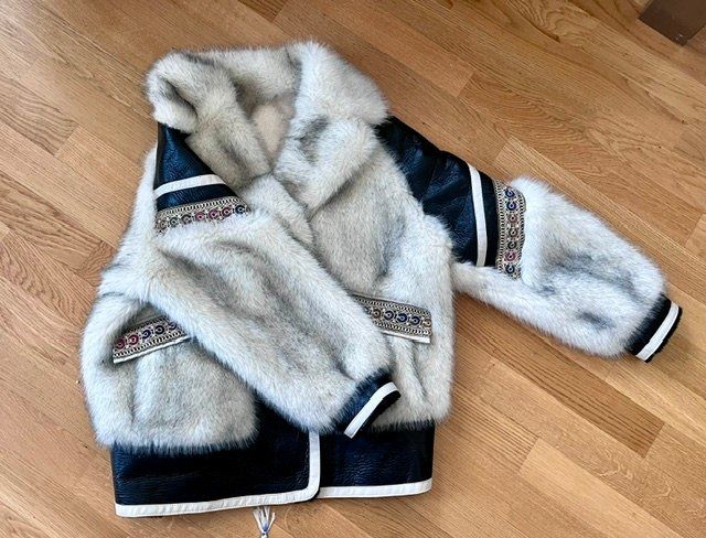 Giacche: VESTE ETHNIQUE – Usato da Genève venduto da gva_7snz 1