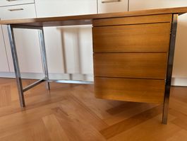 Bureau Vintage Knoll International, design classique!