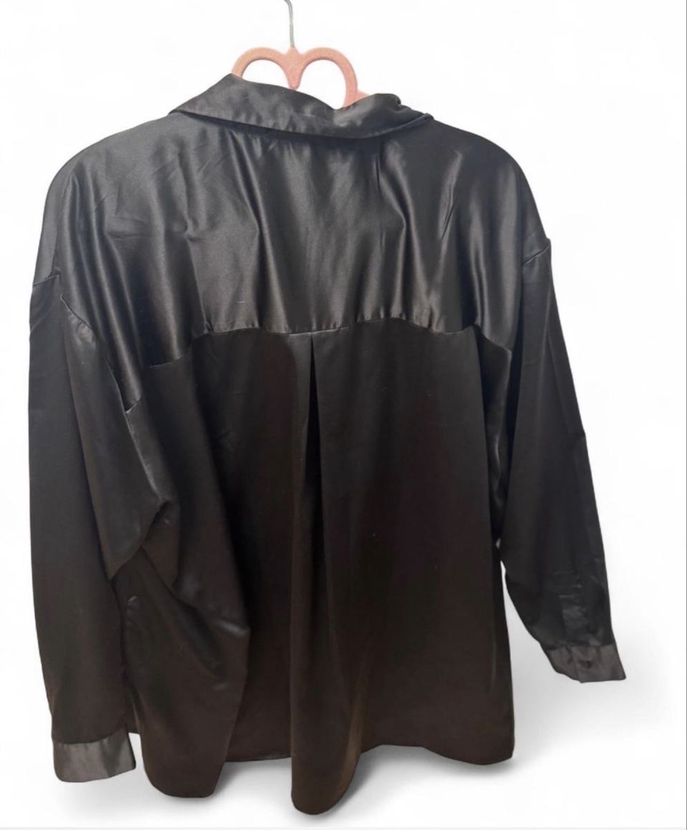 Blusen: Bluse schwarz Satin  – Neu (gemäss Beschreibung) aus Marbach SG von Rob_sta 1
