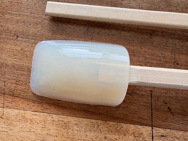 Küchengeräte: Williams - Sonoma 2 Silikonspachtel mit Holzgriff – Gebraucht aus Pfäffikon ZH von GZHDZV 2