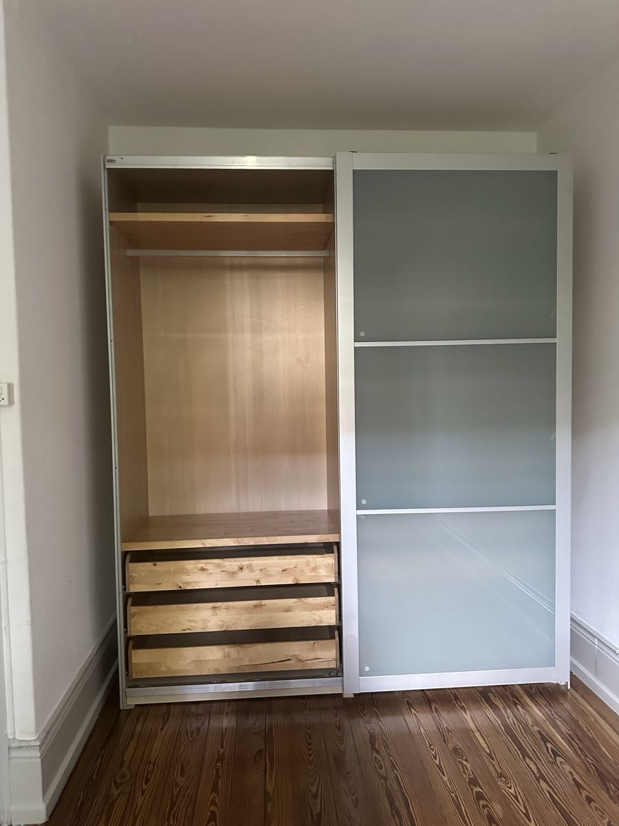 Armadi: IKEA Schrank  – Usato da Bern venduto da farbenfroehlich 1