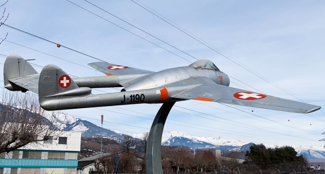 Misurare: Flugzeugnummer DH-100 Vampire J-1190 Fliegertruppe Luftwaffe – Usato da Neuenkirch venduto da bf-109 2