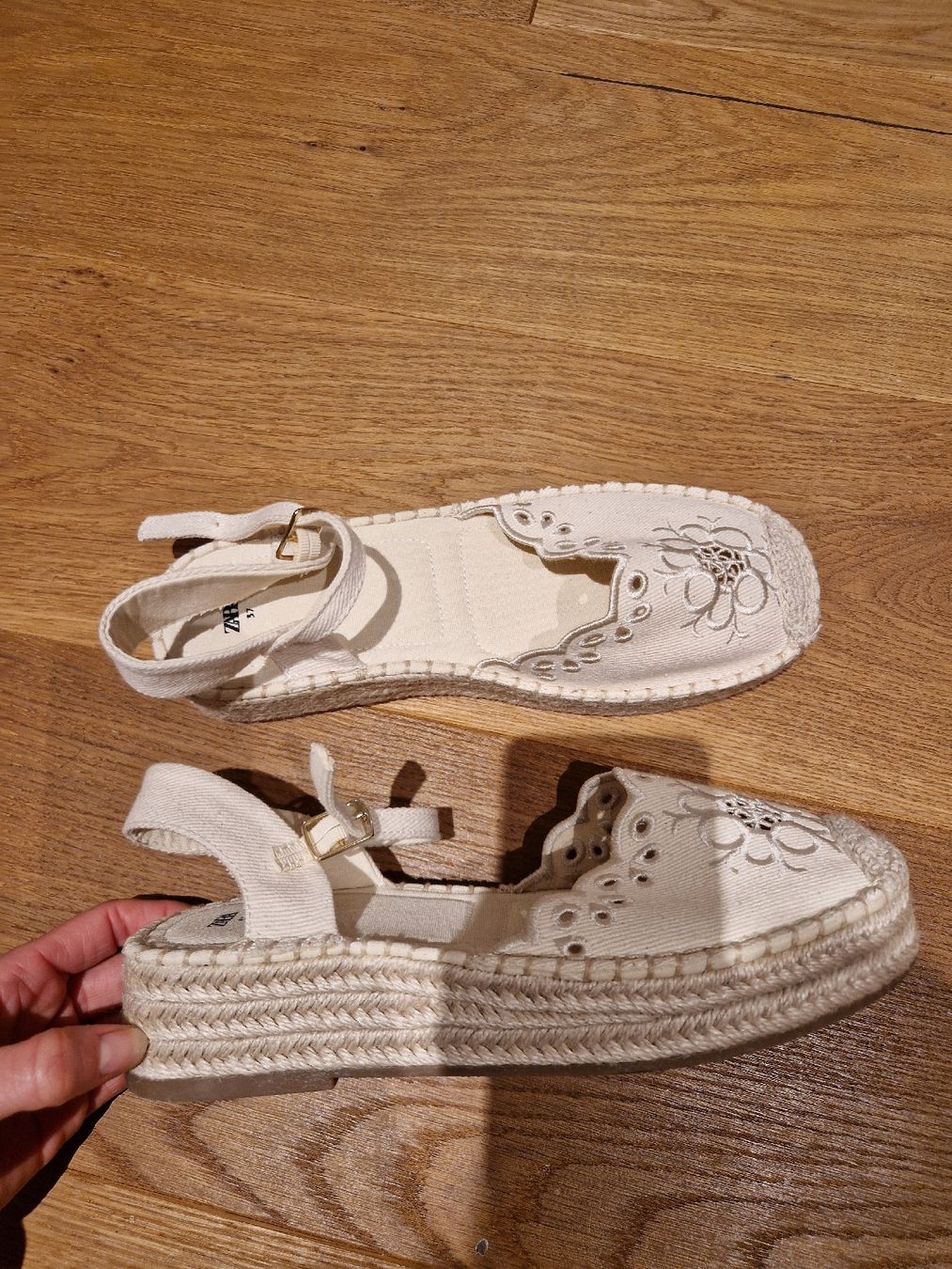 Zara Scarpe da donna: NEU: Espadrilles Sandalen Grösse 37 – Nuovo (secondo la descrizione) da Eschenbach SG venduto da SanFranciscoCalifornia 1