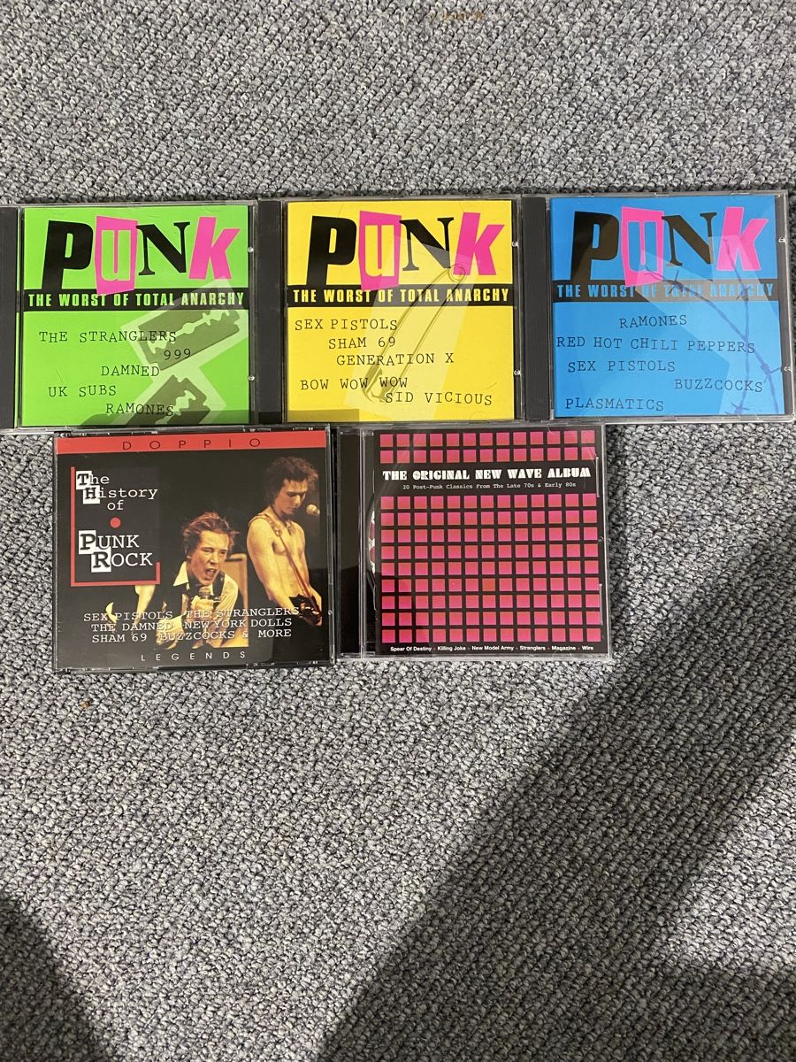 CDs: 5 CD Sampler Punk – Gebraucht aus Diessbach b. Büren von cowansville