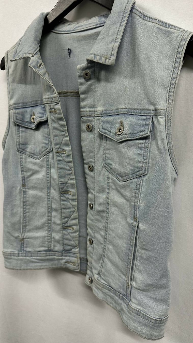 Gilet & Giacche: Jeans Gilet Gr. XS / S – Usato da Sarmenstorf venduto da taosun1 1